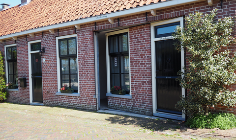 Draaiende Gevel Poortwoning Woudsend